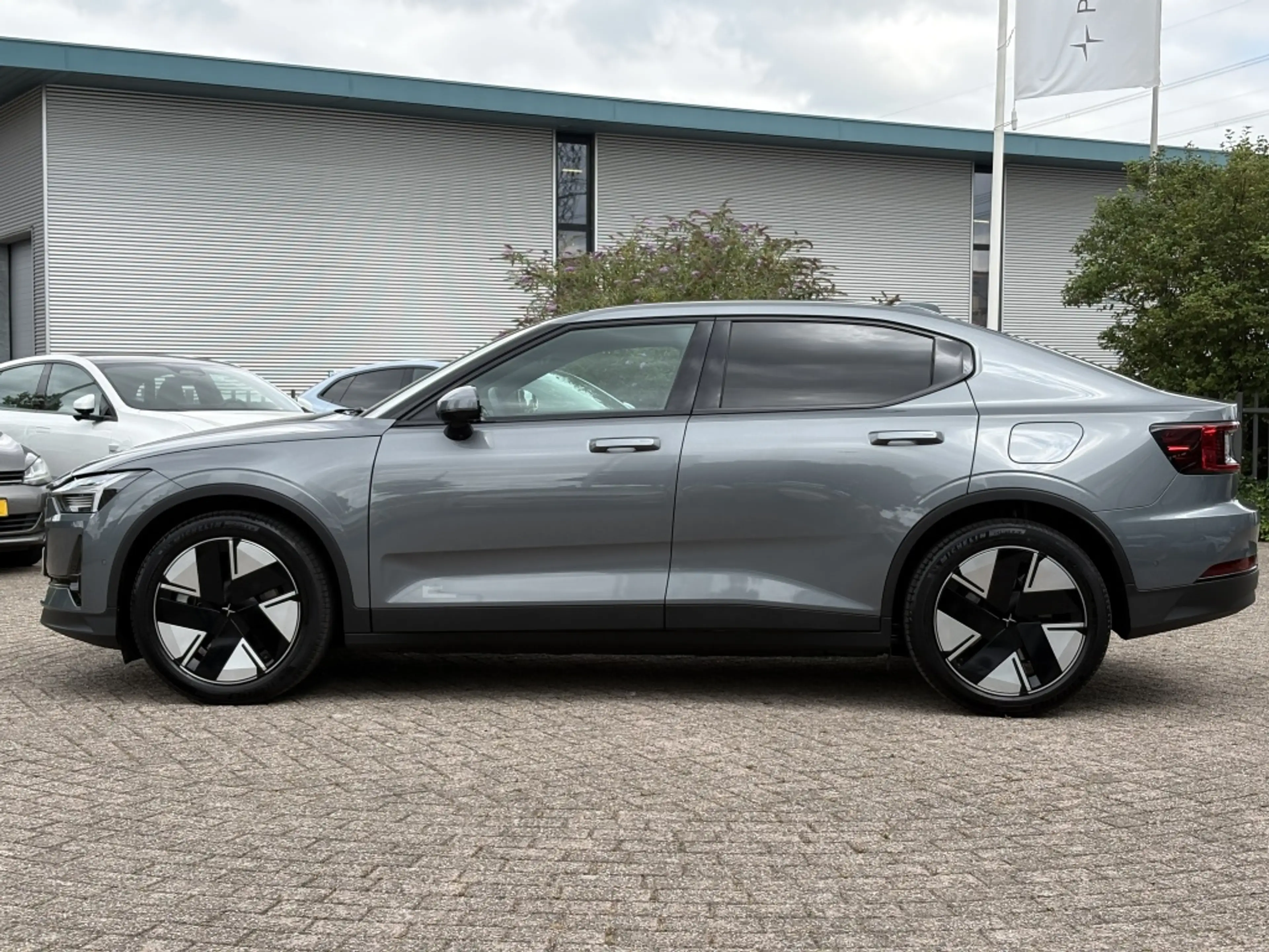 Polestar 2 Long range Single motor 82 kWh | Prime | Harmon&Ka — photo 3