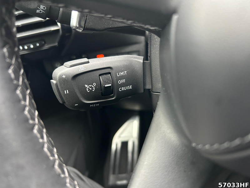 DS Automobiles DS 7 Crossback Rivoli +DAB+LED+AWD+ — photo 15