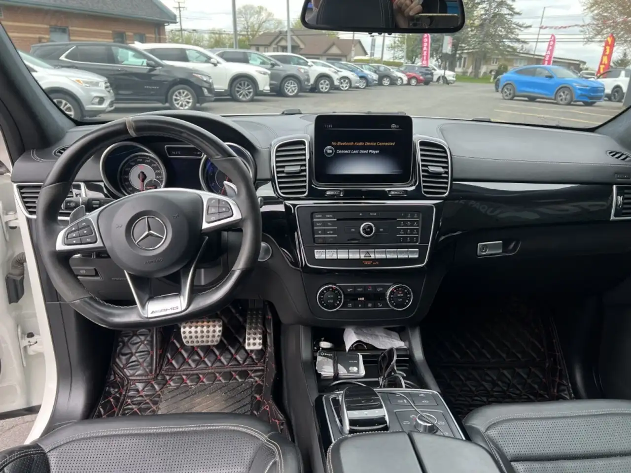 Mercedes-Benz GLE снимка Mercedes-Benz GLE