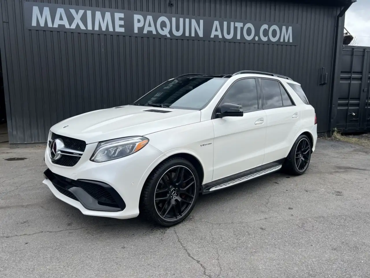 Mercedes-Benz GLE снимка Mercedes-Benz GLE
