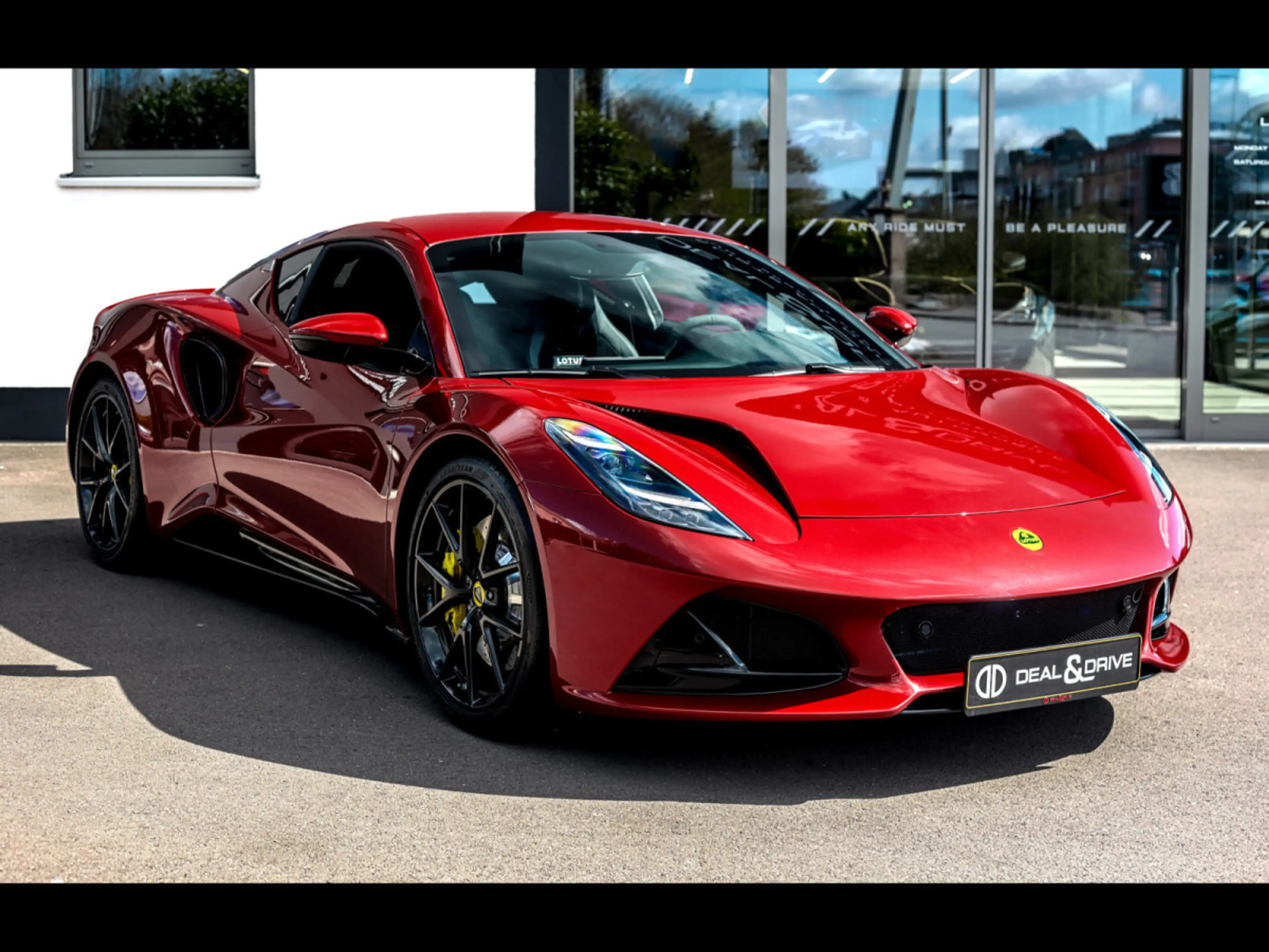 Lotus Emira COUPE 3.5 V6 FIRST EDITION DCT°MAGMA RED°KEF°KAM — photo 6