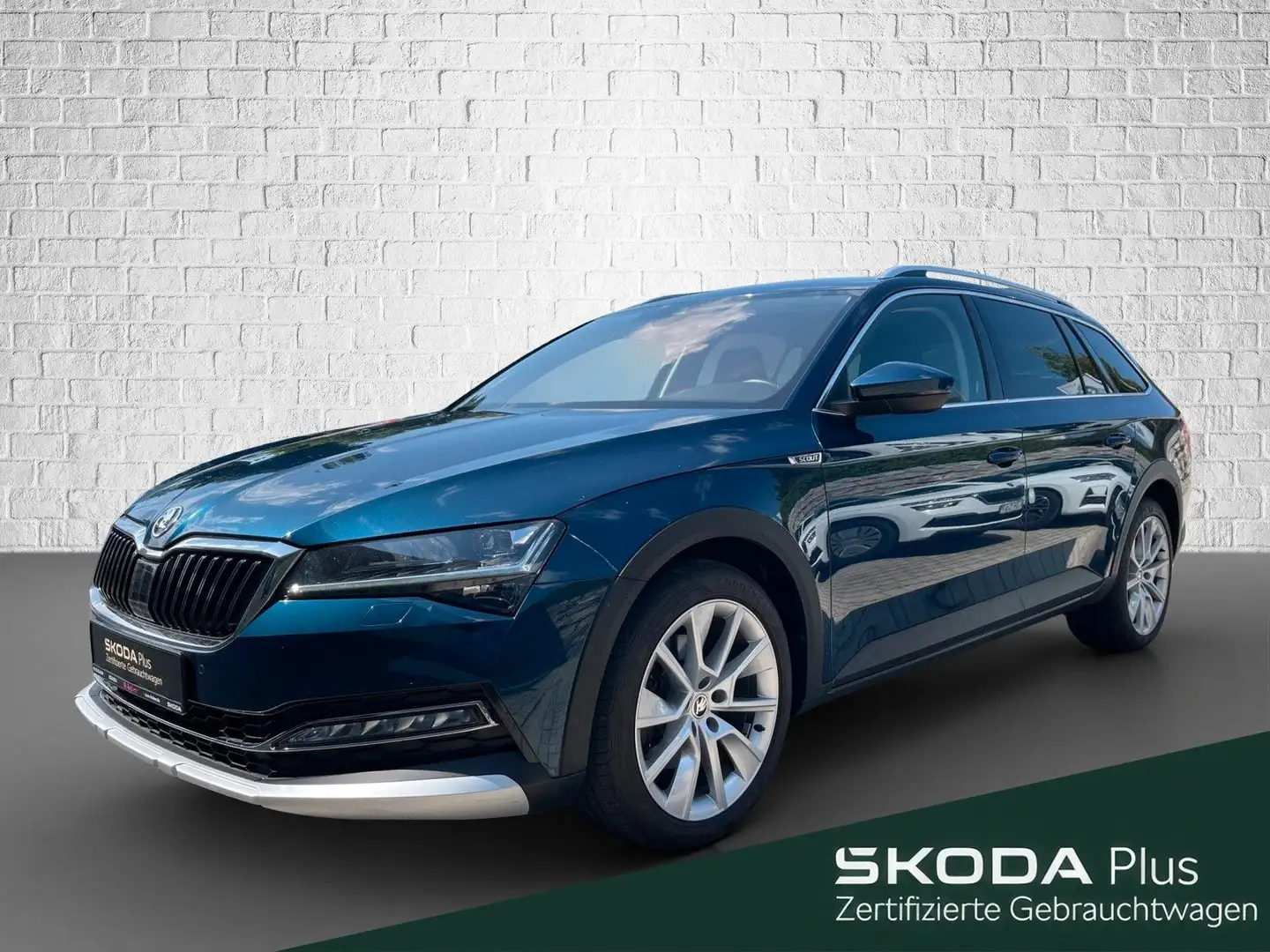 Skoda Superb Combi 2.0 TDI DSG - Scout 4x4 AHK Blau - 1