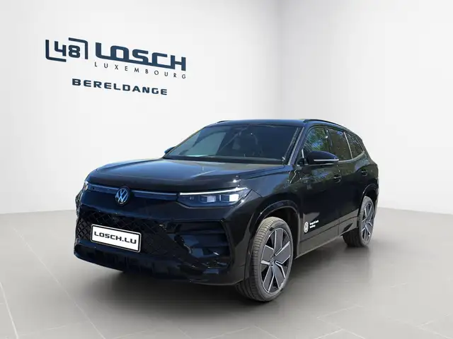 Volkswagen Tayron view 3