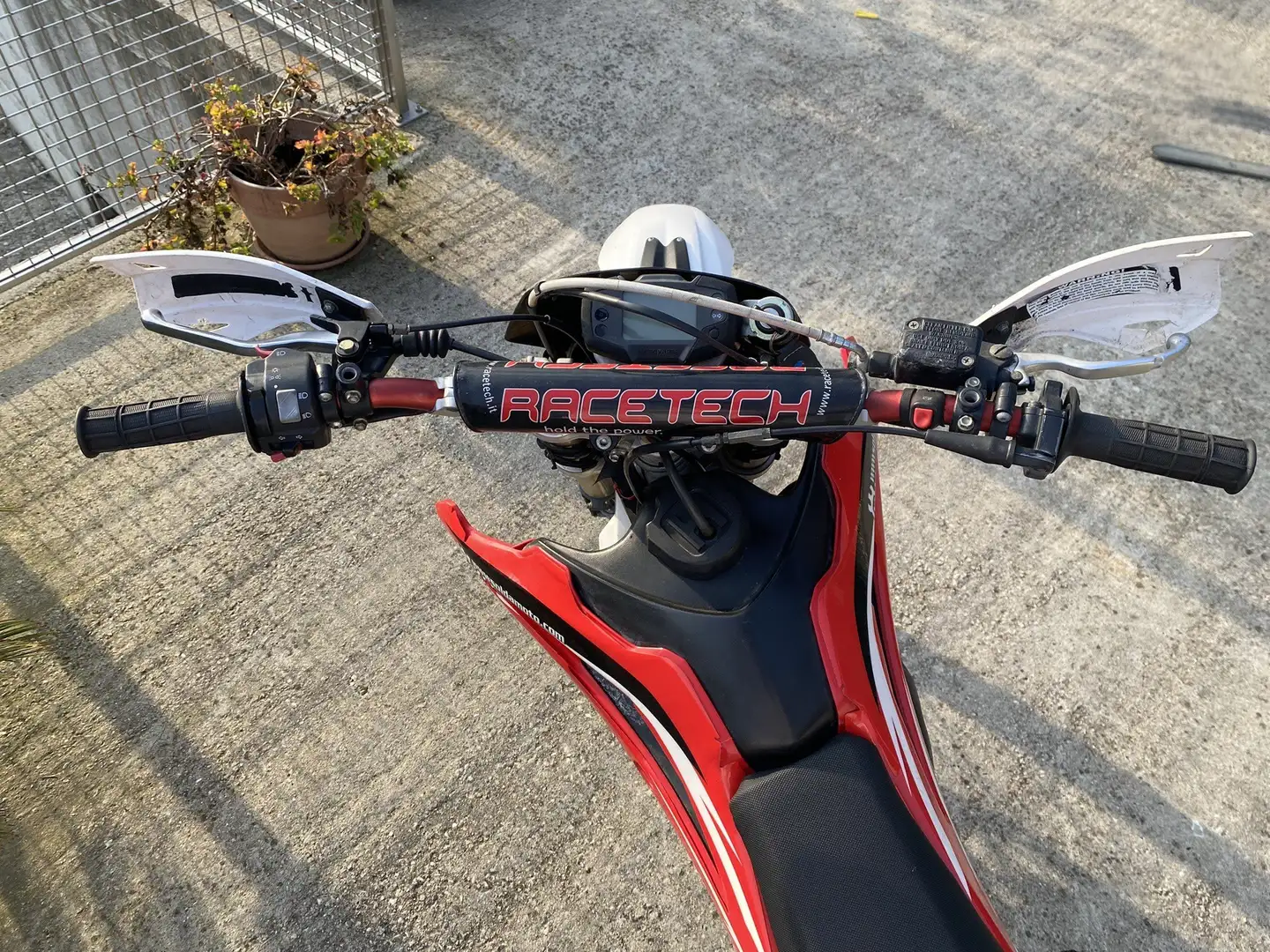 Husqvarna WRE 125 Blanc - 2