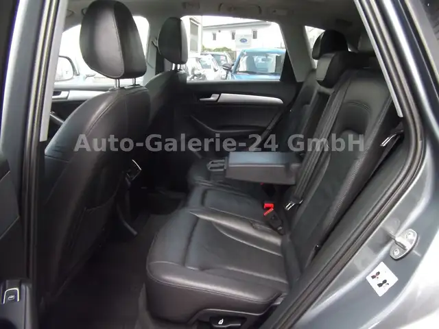 Audi Q5 view 15