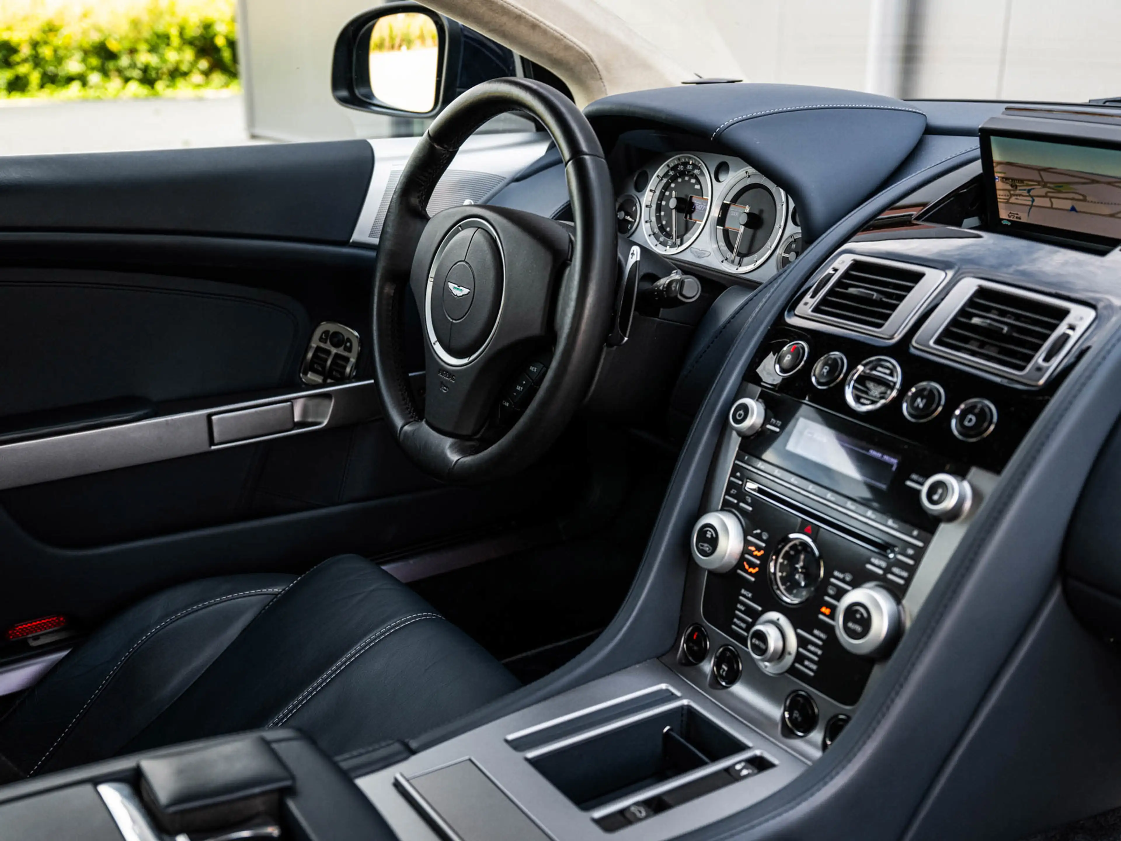 Aston Martin DB9 5.9 V12 Touchtronic | Dealer Oh | Mariana Blue — photo 11