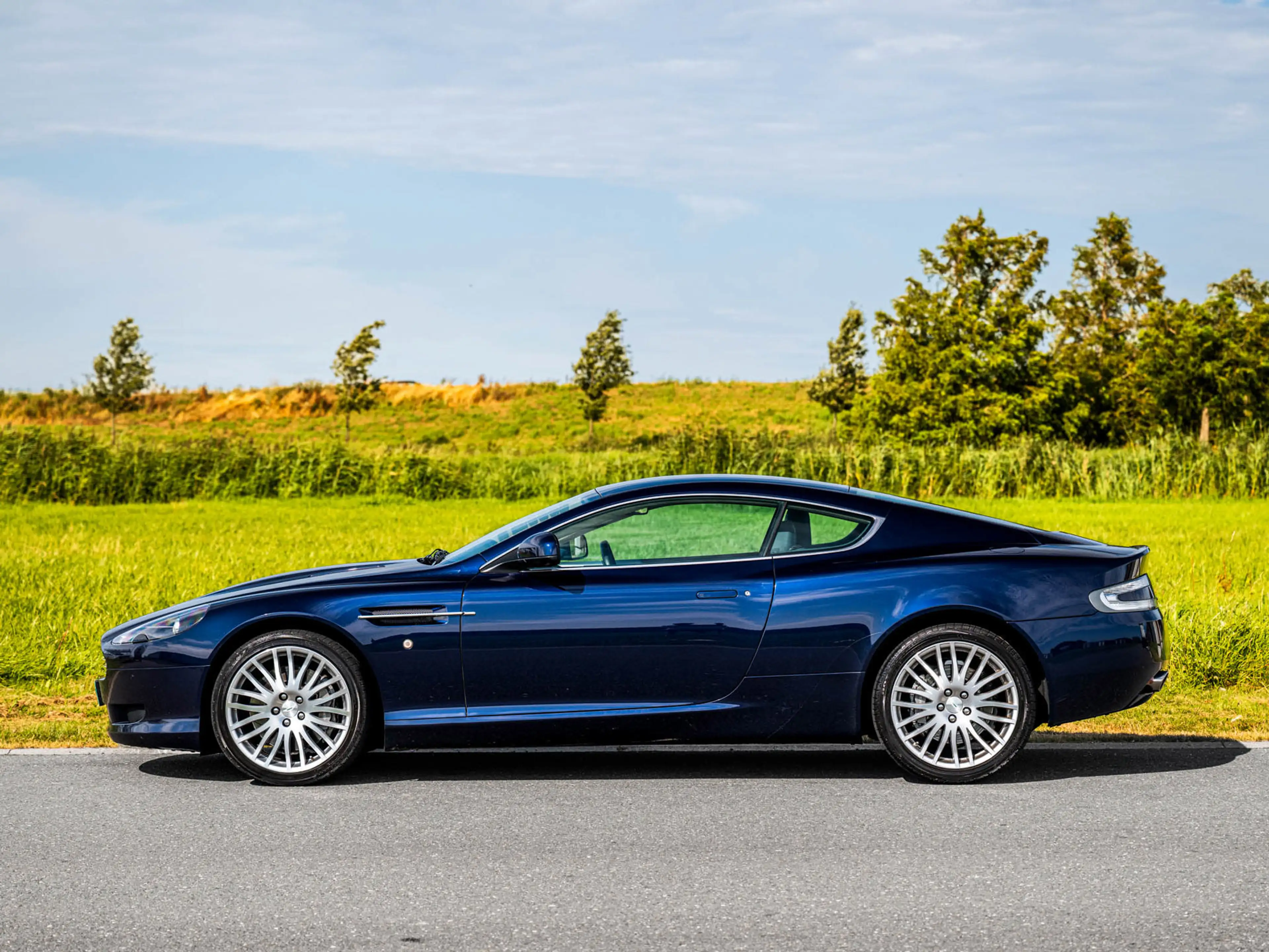 Aston Martin DB9 5.9 V12 Touchtronic | Dealer Oh | Mariana Blue — photo 4