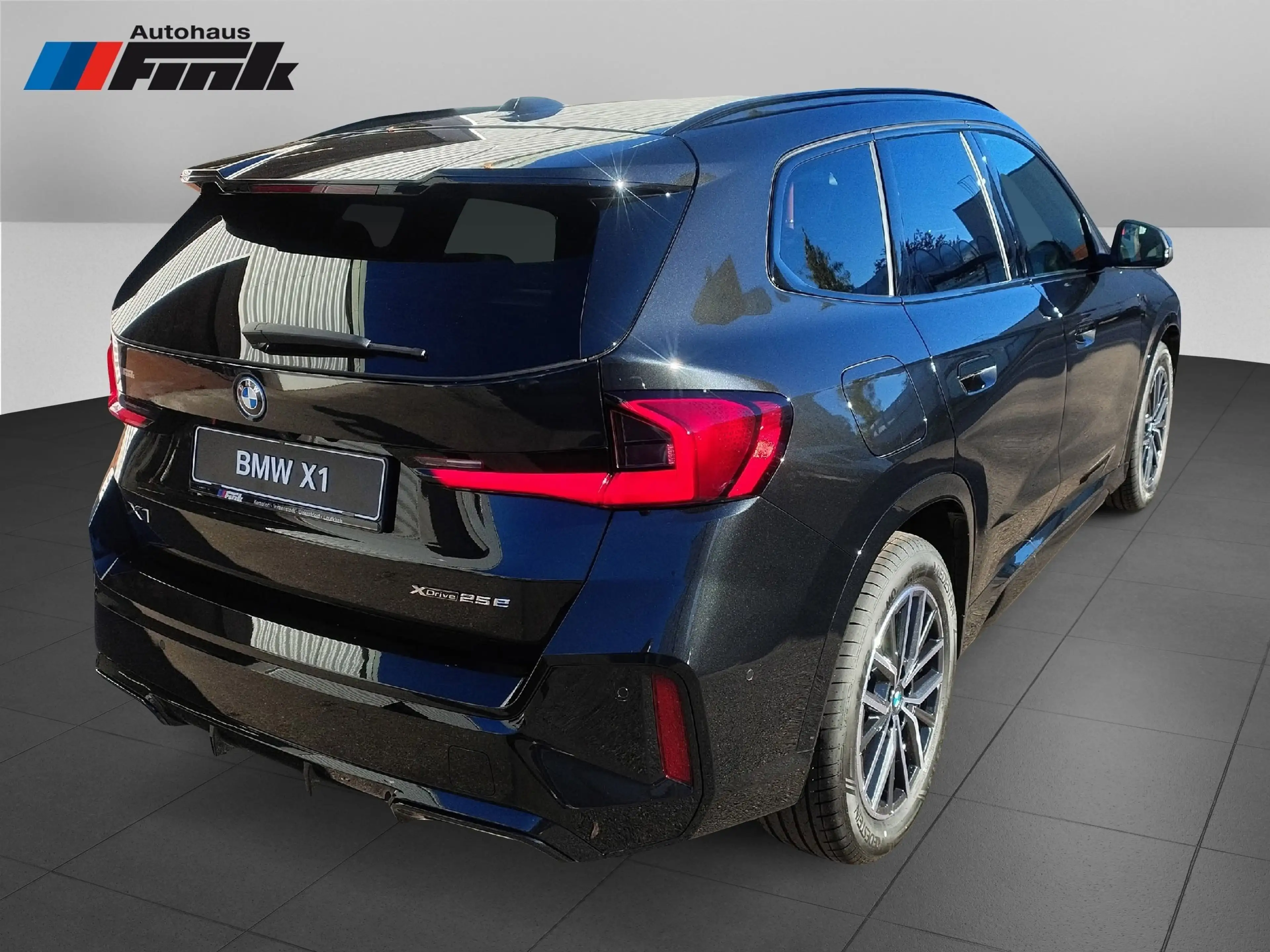 BMW X1 xDrive25e M Sportpaket DAB LED Komfortzg. — photo 6