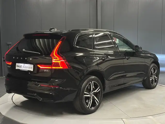 Volvo XC60 view 5