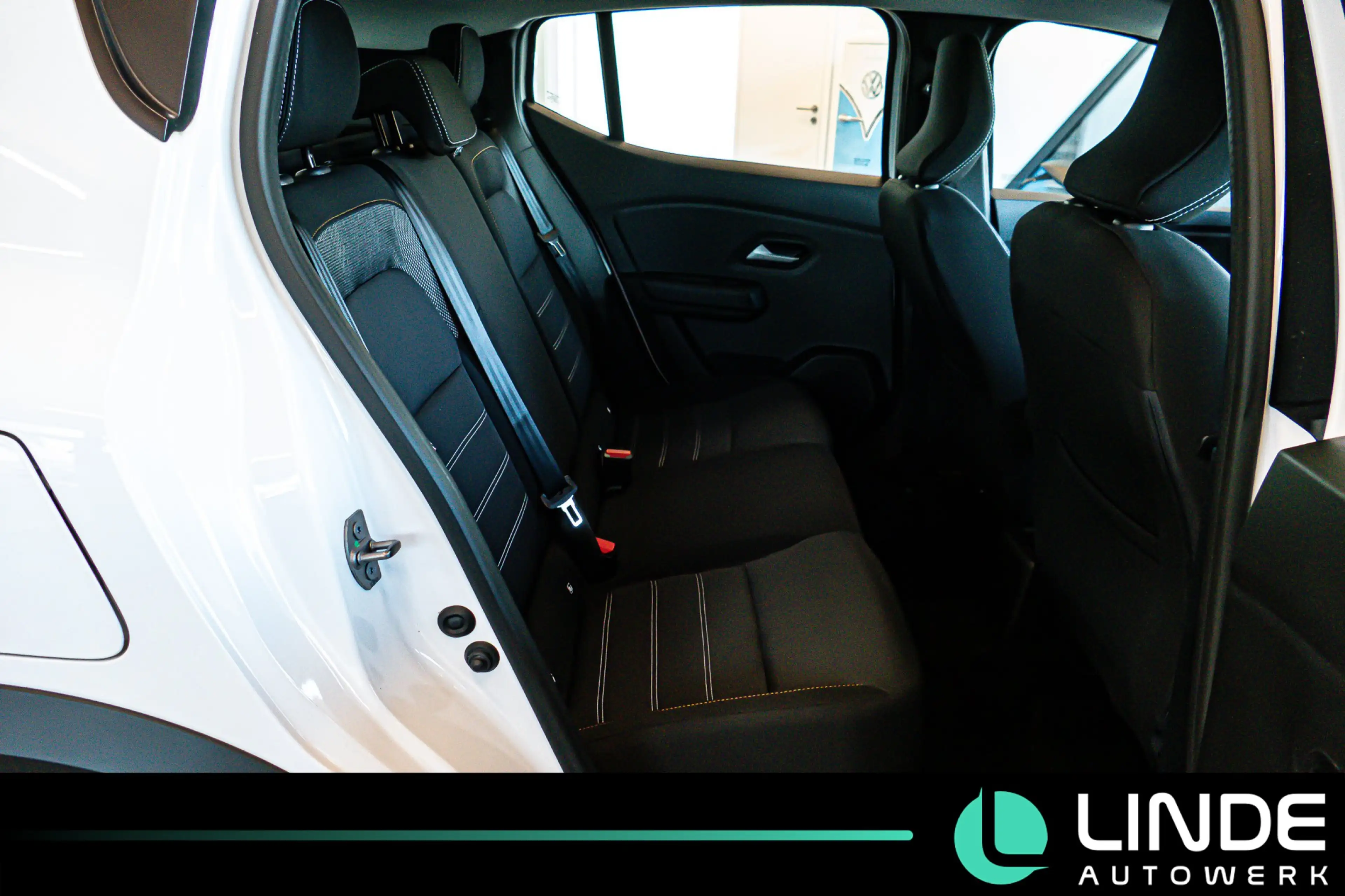 Dacia Sandero Stepway Expression |NAVI|R.KAMERA|SHZ — photo 12
