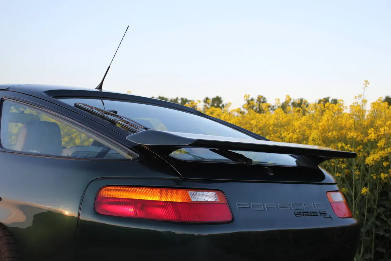Porsche 928 Automatik S 4, foto 2