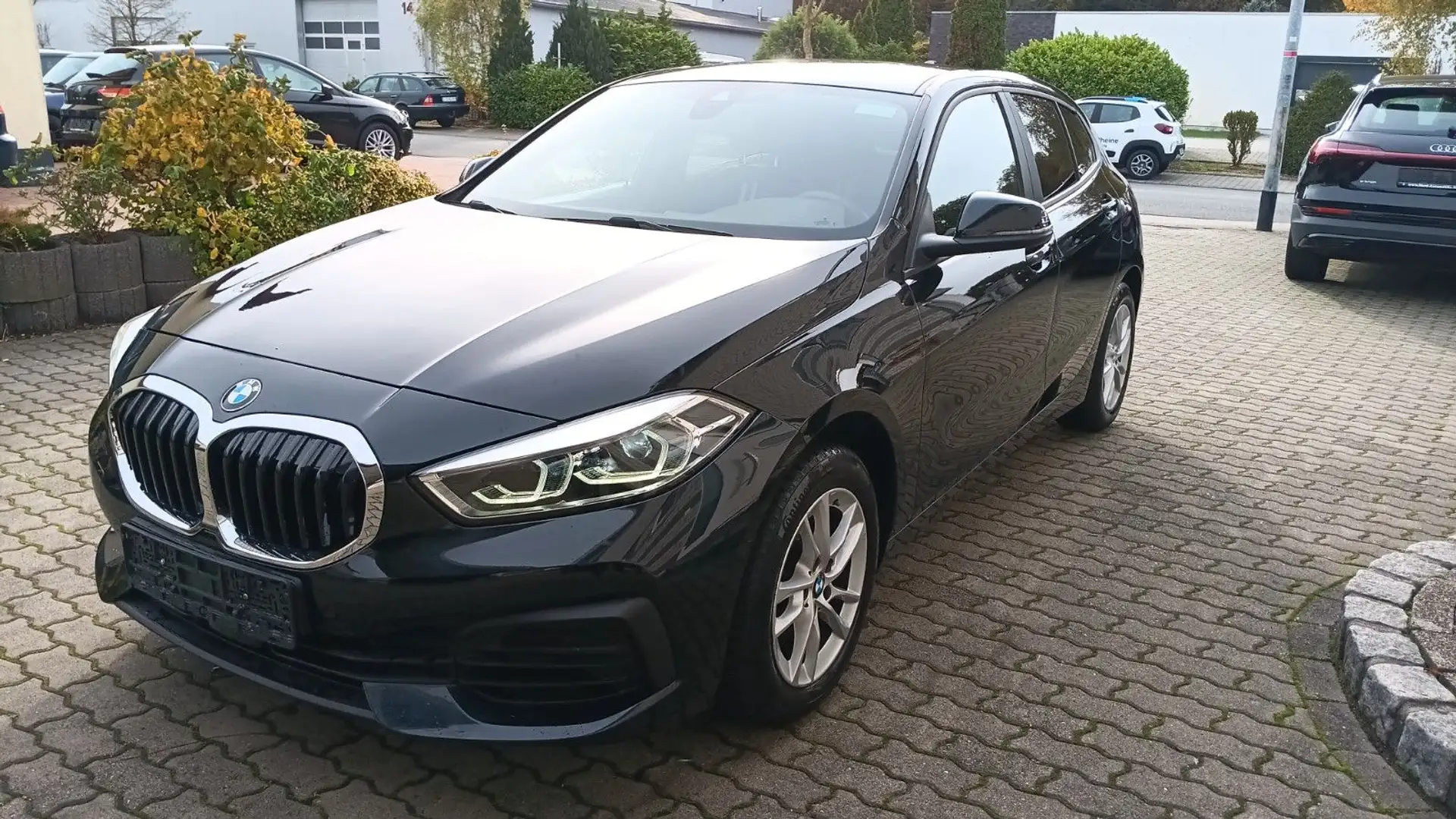 BMW 116 i Steptronic Advantage Kamera LED etc. Schwarz - 2