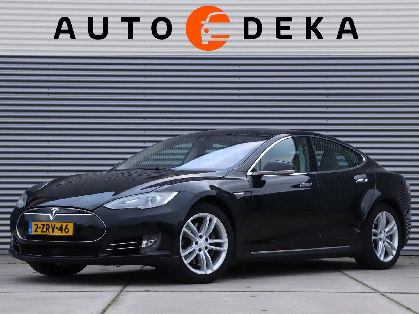 Tesla Model S 85 Base *Free Supercharging* Чорний - 1