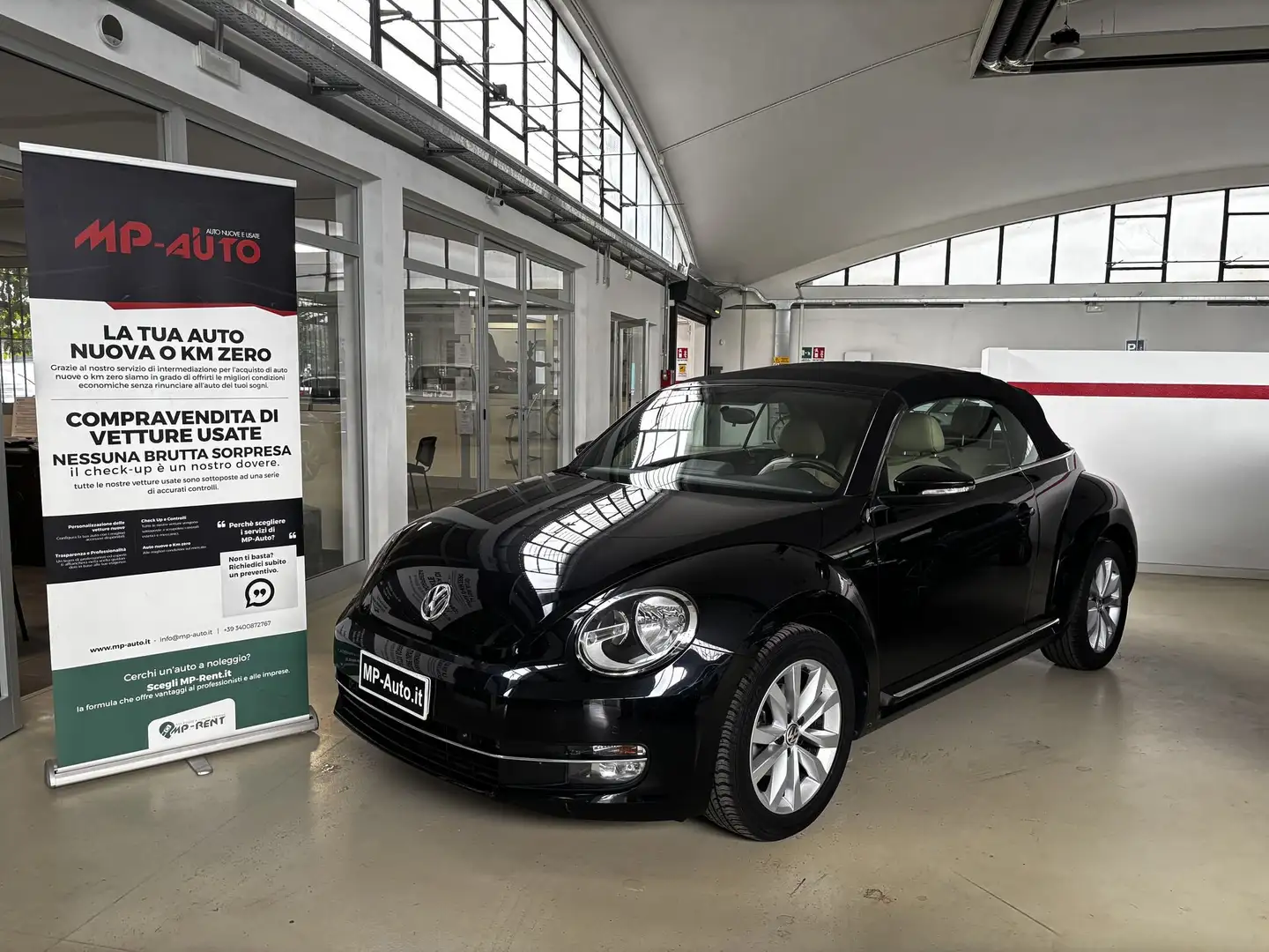 Volkswagen Maggiolino Maggiolino Cabrio  TDI DSG UNICO PROPRIETARIO Nero - 1