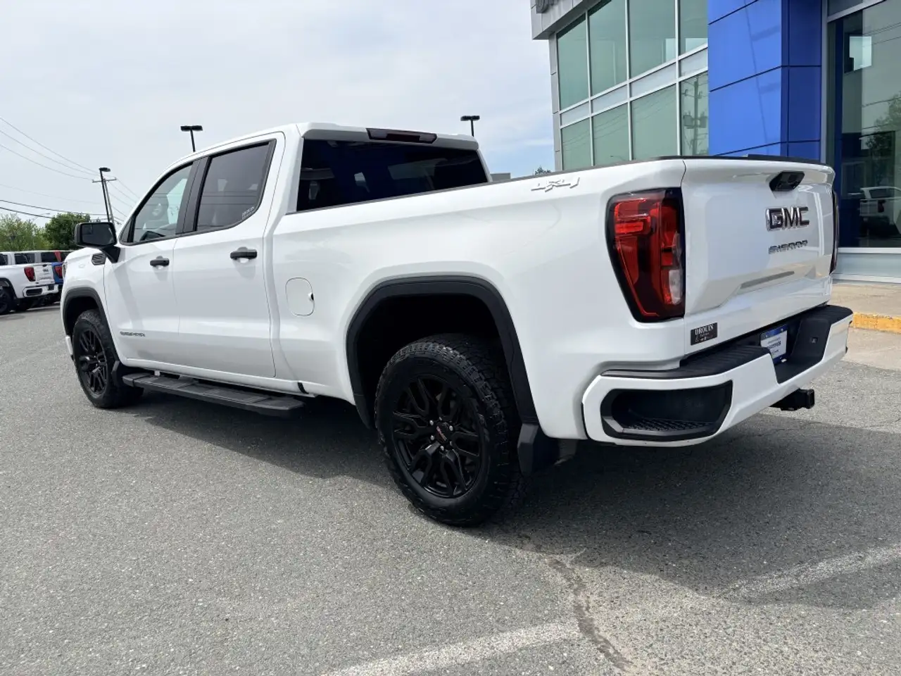 GMC Sierra 1500 photo GMC Sierra 1500
