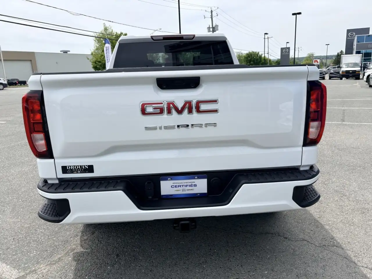 GMC Sierra 1500 photo GMC Sierra 1500