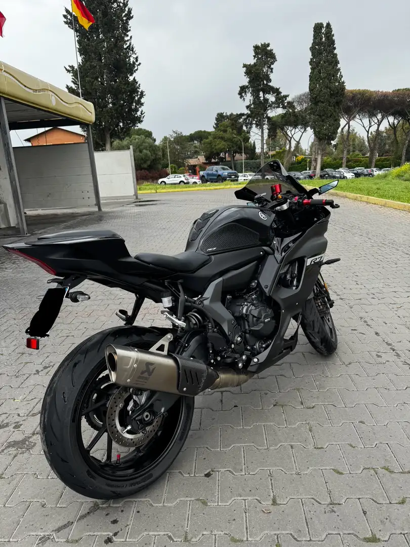 Yamaha YZF-R7 - 1