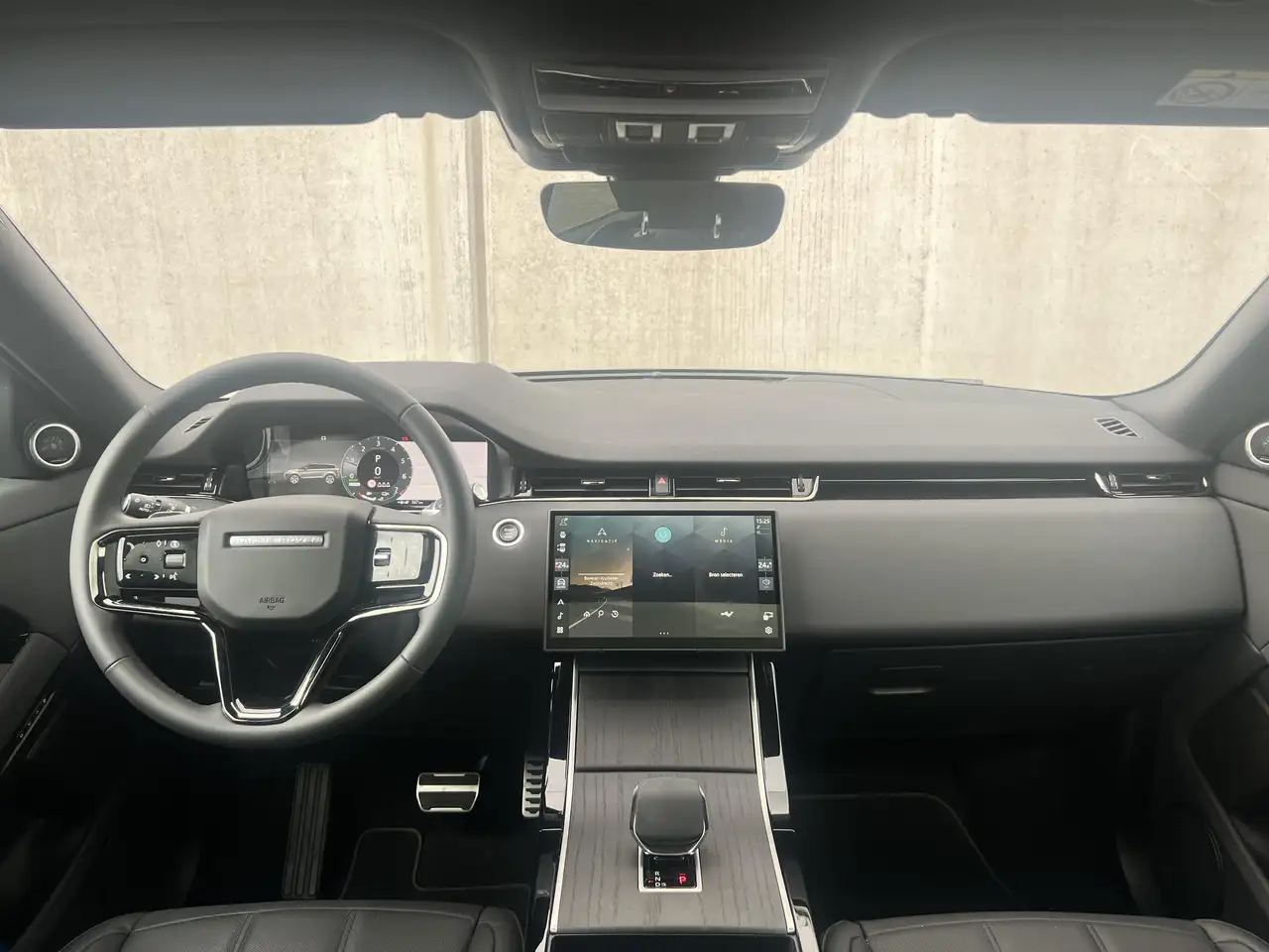 Land Rover Range Rover Evoque 2026 — фото 14