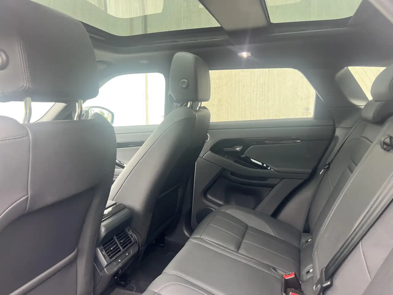 Land Rover Range Rover Evoque 2026 — фото 13