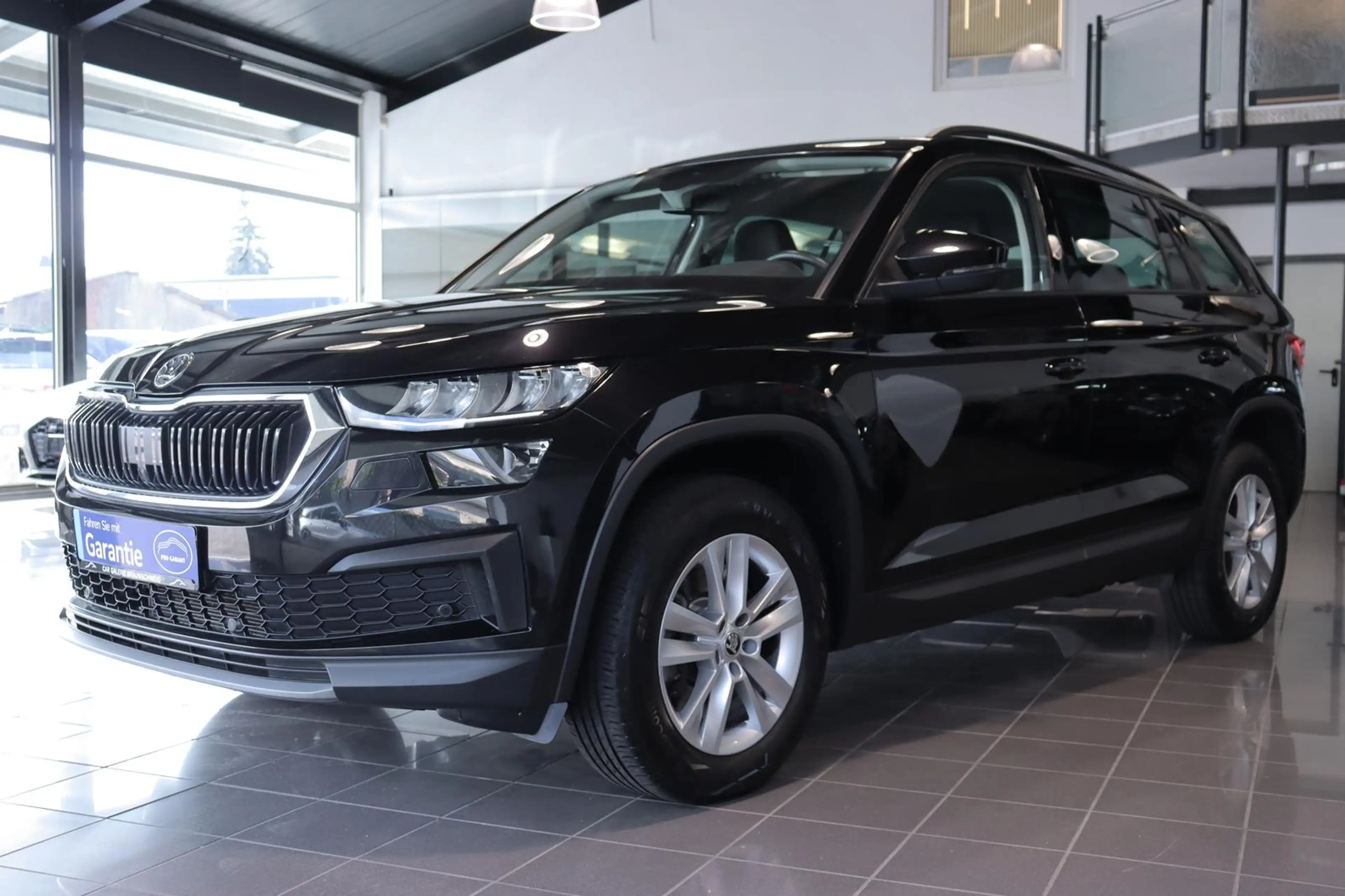 Skoda Kodiaq 2.0 TDI Ambition*7-SITZ*AHK*VIRTUAL*CAM* — photo 4