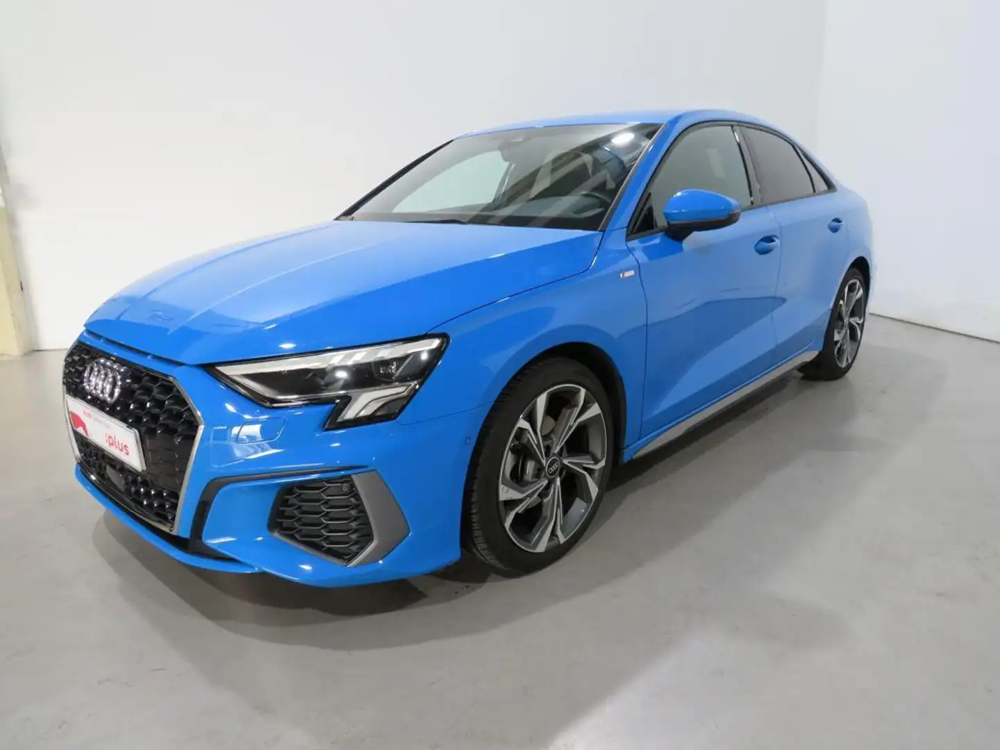 Audi A3 Sedán 30 TFSI S line S tronic Bleu - 1