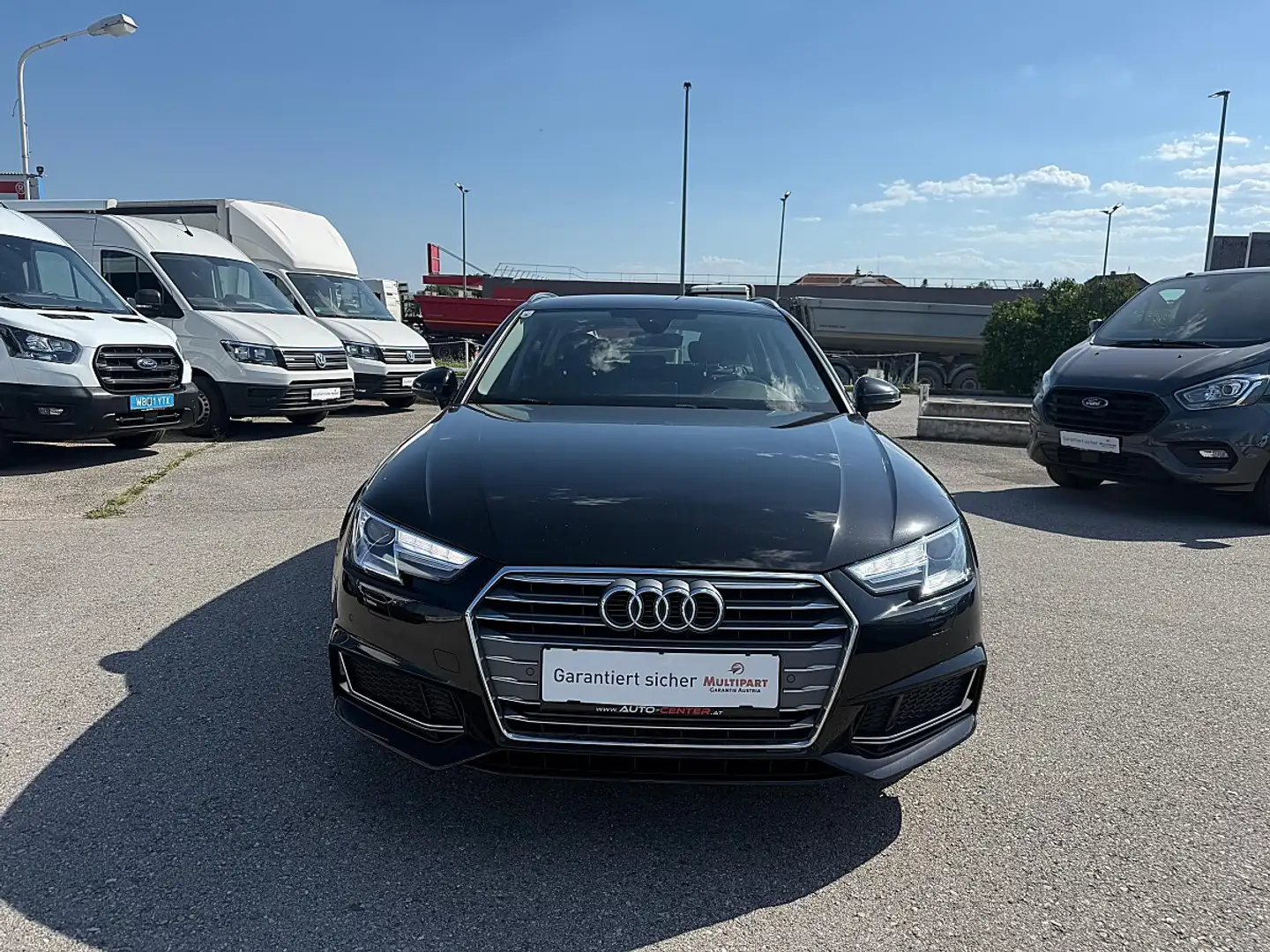Audi A4 2.0 TDI Avant sport Schwarz - 2