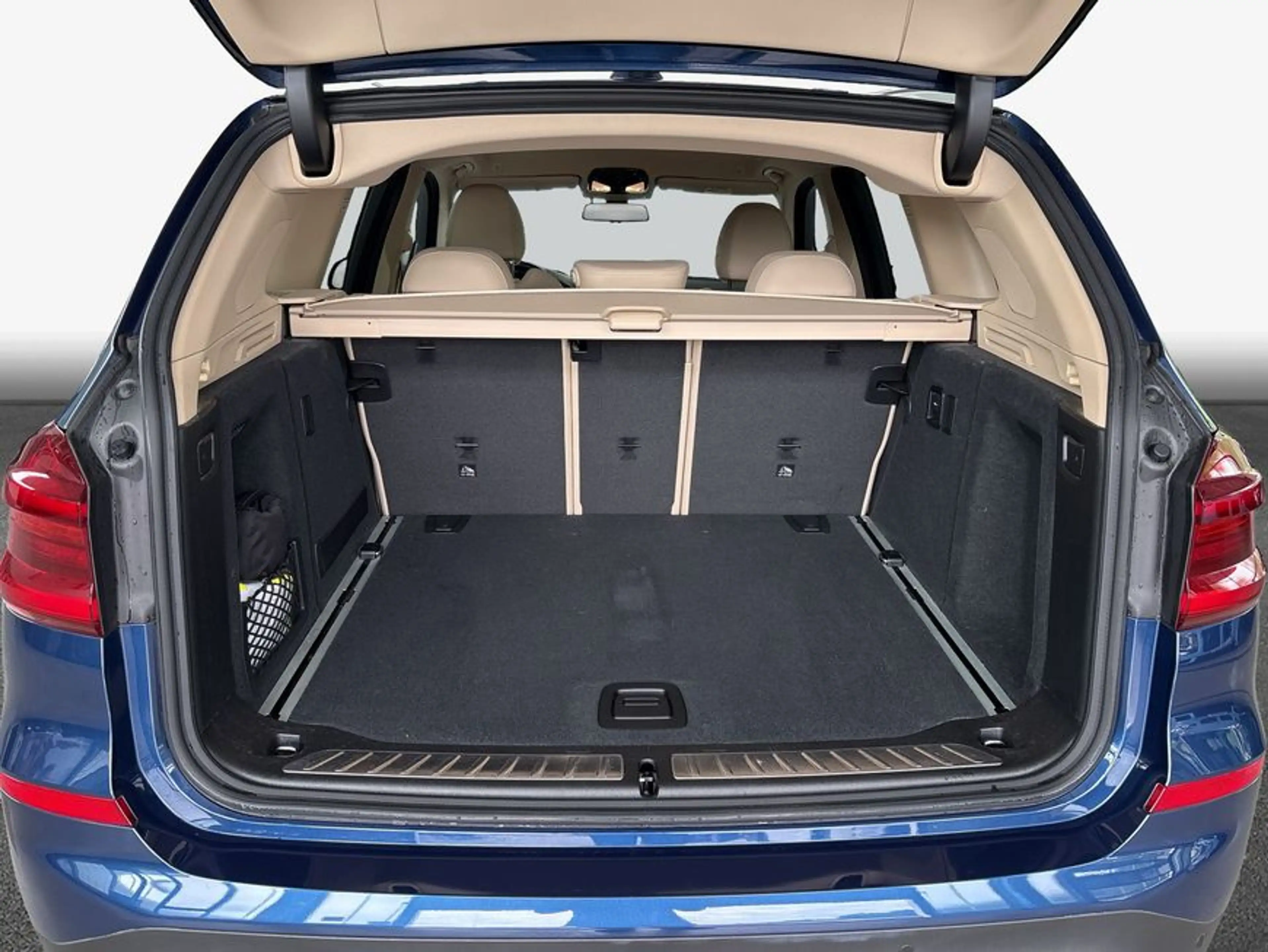 BMW X3 xDrive20i Aut. Luxury Line LED* Hrman/Kardon* — photo 10