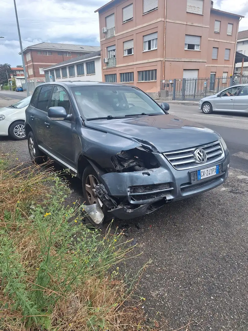 Volkswagen Touareg 2.5 tdi R5 tiptronic - 2