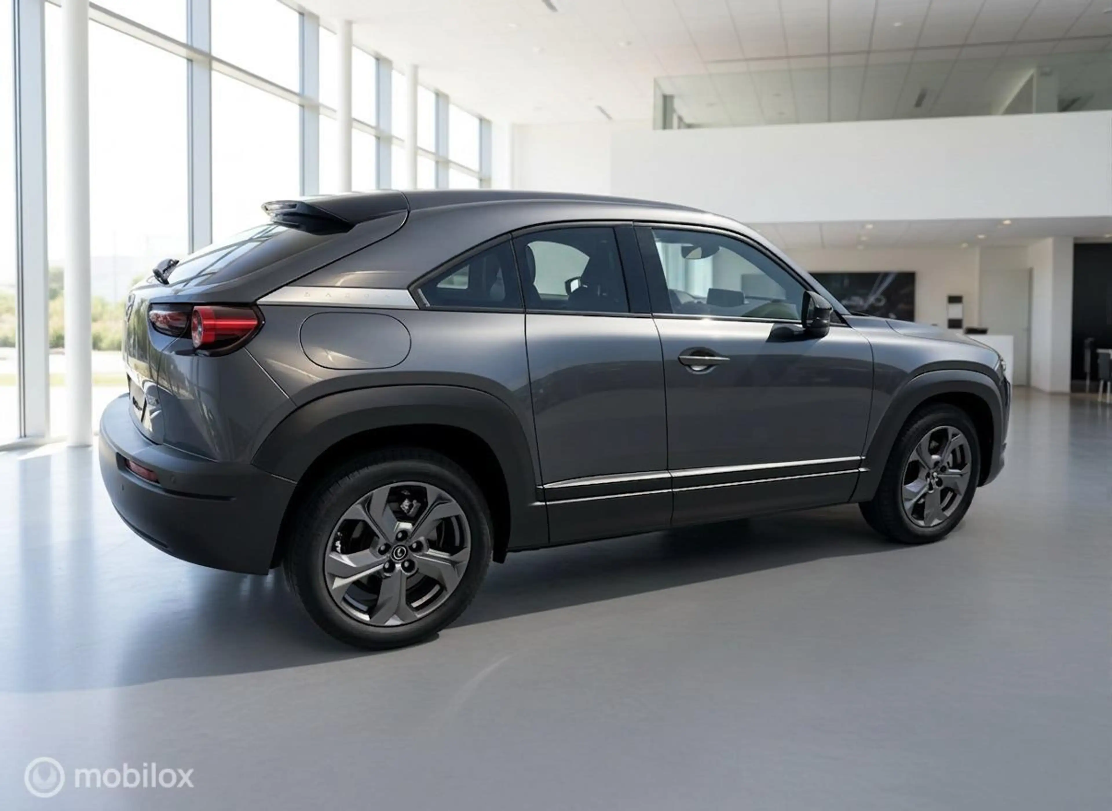 Mazda MX-30 e-SkyActiv 145 Comfort 36 kWh | SOH 93% | CCS | HU — photo 11