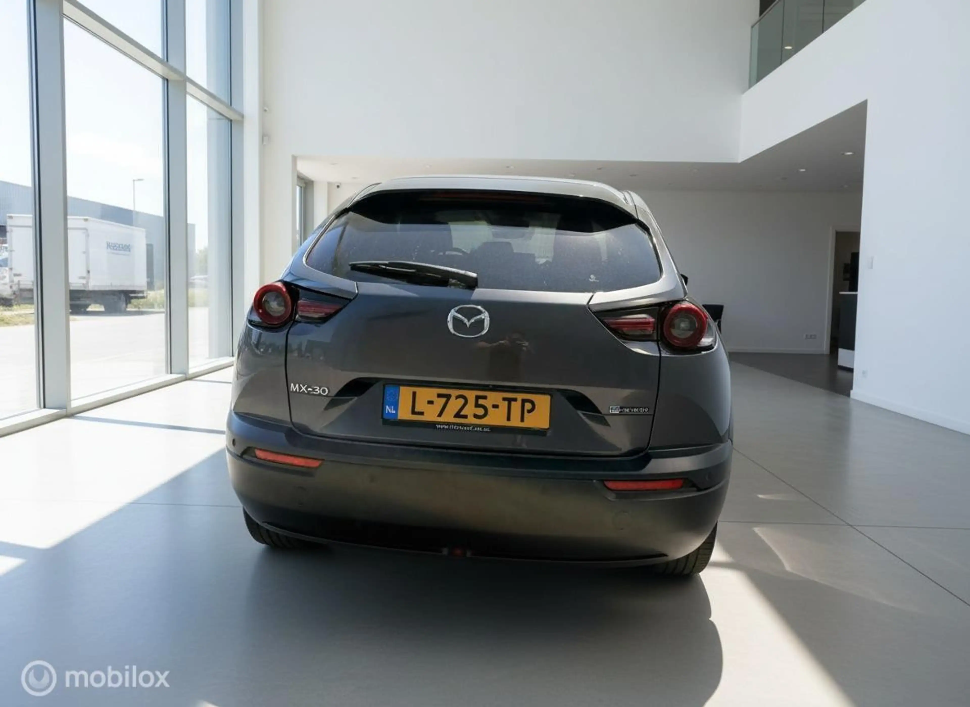 Mazda MX-30 e-SkyActiv 145 Comfort 36 kWh | SOH 93% | CCS | HU — photo 9