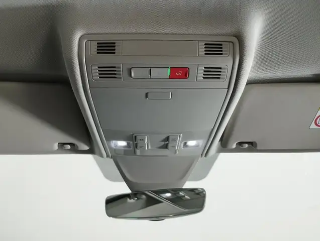 Volkswagen Tiguan view 16