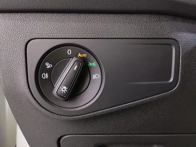 Volkswagen Tiguan view 11