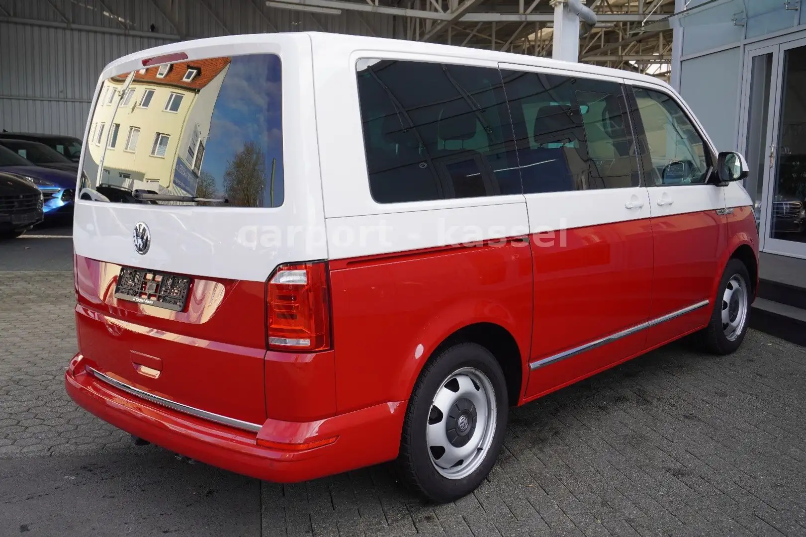 Volkswagen T6 Multivan T6  Multivan Highline Automatik/Navi/GSD/LED Rojo - 2
