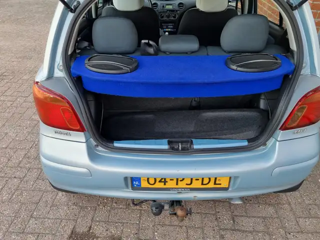 Toyota Yaris view 8