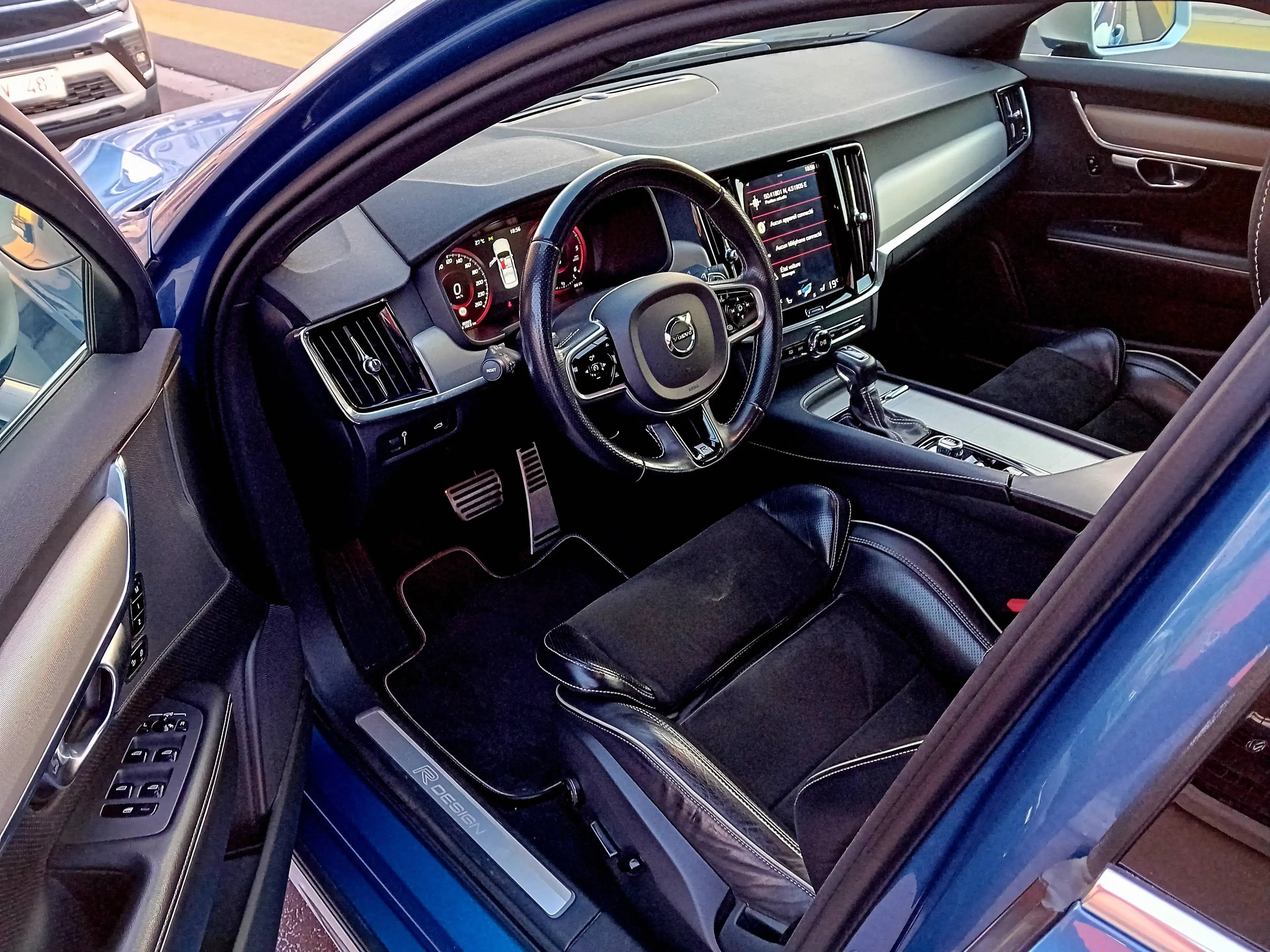 Volvo S90 S90 2.0 D3 R-Design Plus Geartronic AdBlue (EU6d-TEMP) État Show-Room !! — photo 8