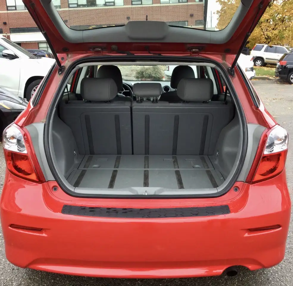 Toyota Matrix снимка Toyota Matrix