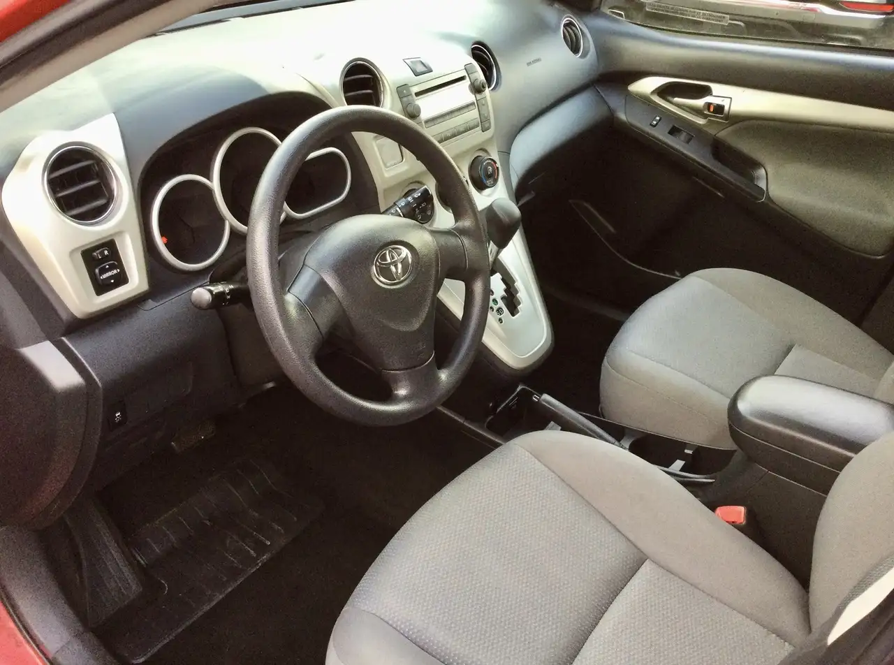 Toyota Matrix снимка Toyota Matrix