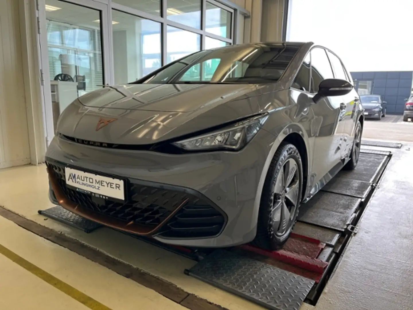 CUPRA Born 58kwh Keyless-Go Wärmepumpe Mirror Linkt Grau - 2