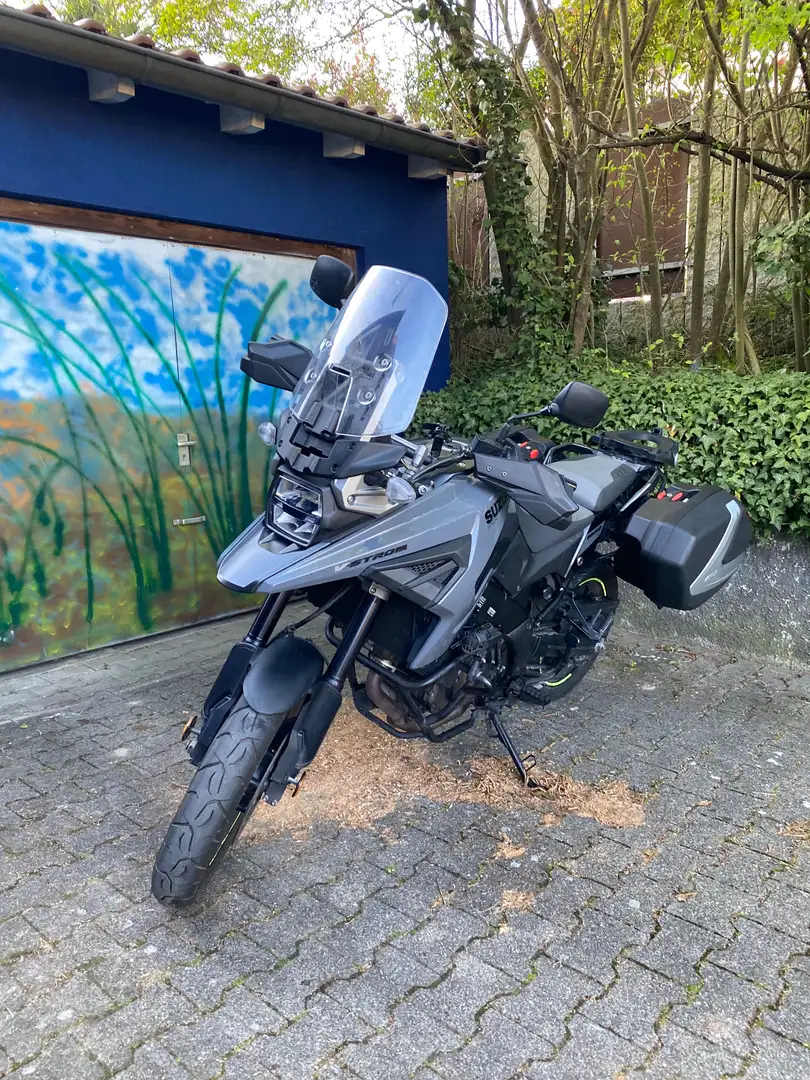 Suzuki V-Strom 1050 Negru - 1