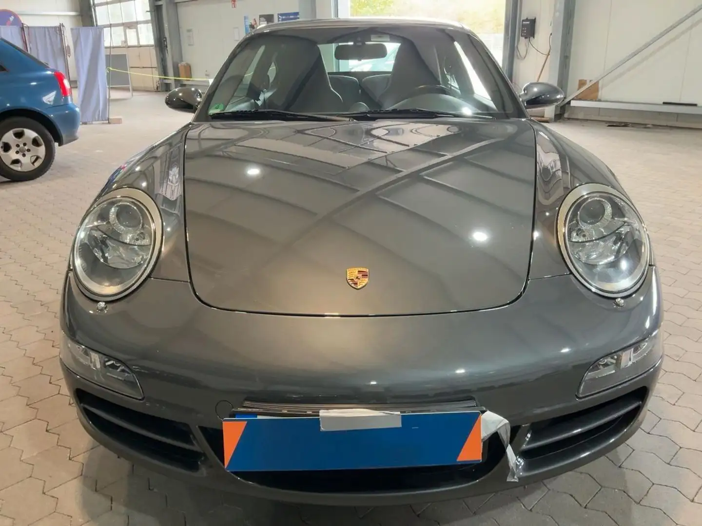 Porsche 997 /911 Carrera Coupe DFz Schalt *SDACH*SHZ*NAV* Grau - 2