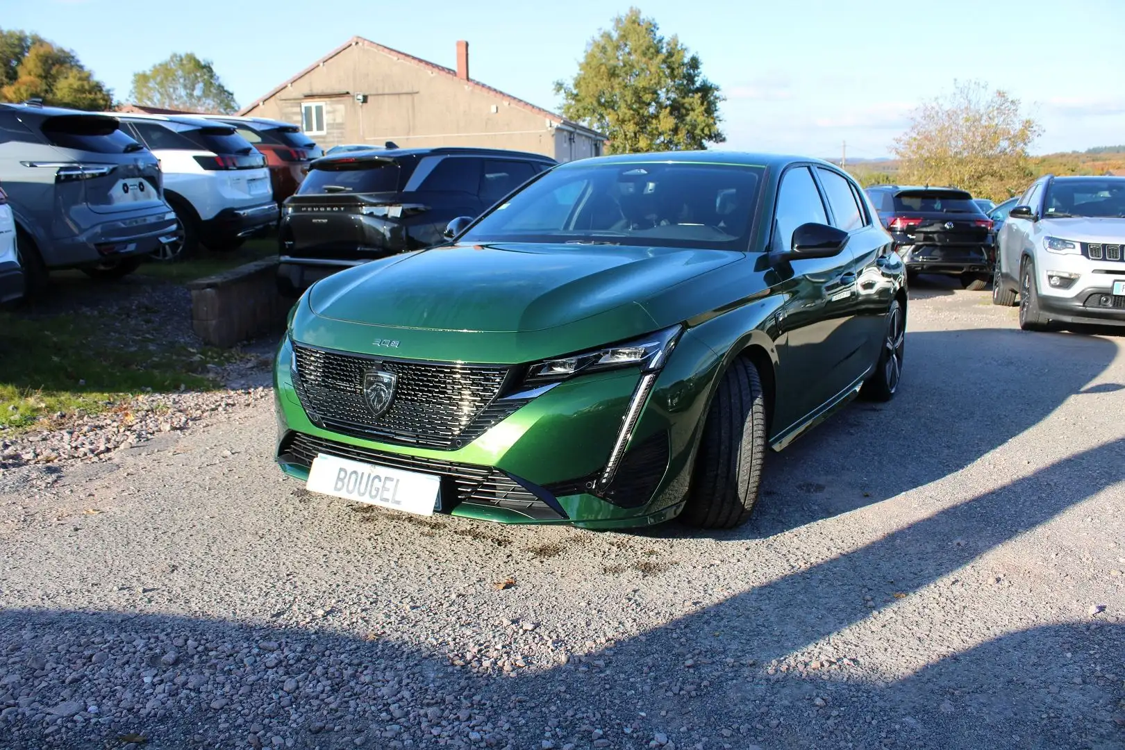 Peugeot 308 BLUE HDI 130 CV GT GPS 3D CAMÉRA RE USB JA 18 I-COKPIT FULL LED BOITE AUTO EAT-8 Vert - 1