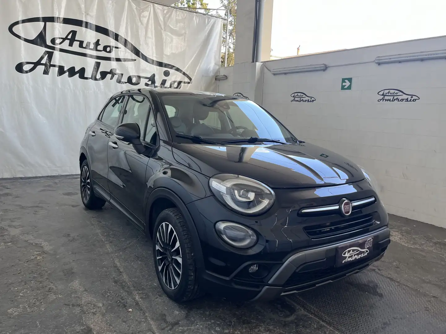 Fiat 500X 1.6 MultiJet 120 CV DCT Cross TUA DA 189,00 AL ME Schwarz - 2