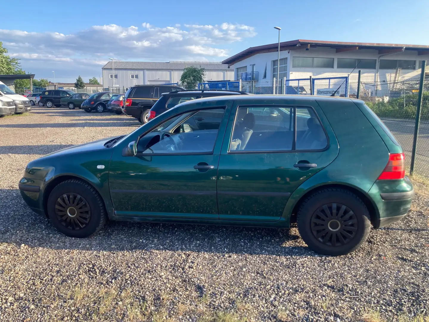 Volkswagen Golf 1.4 Trend Klima Tüv 10-2025 Rost Bremse schwach Verde - 1
