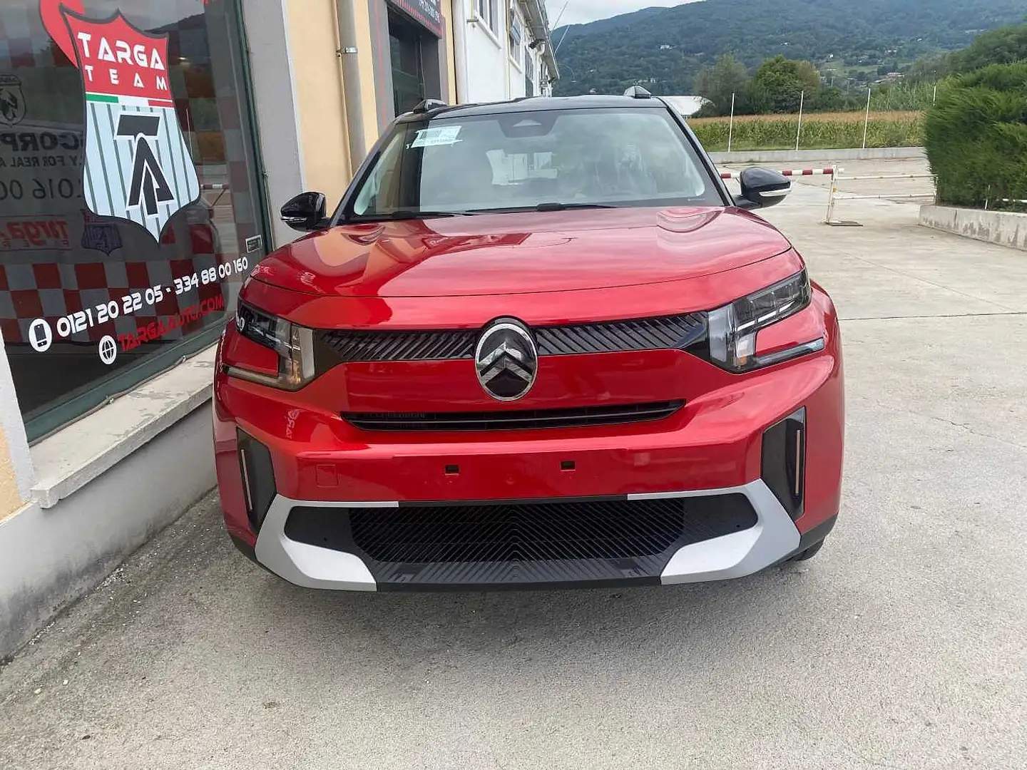 Citroen C3 Aircross PureTech Turbo 100 Plus Rouge - 2