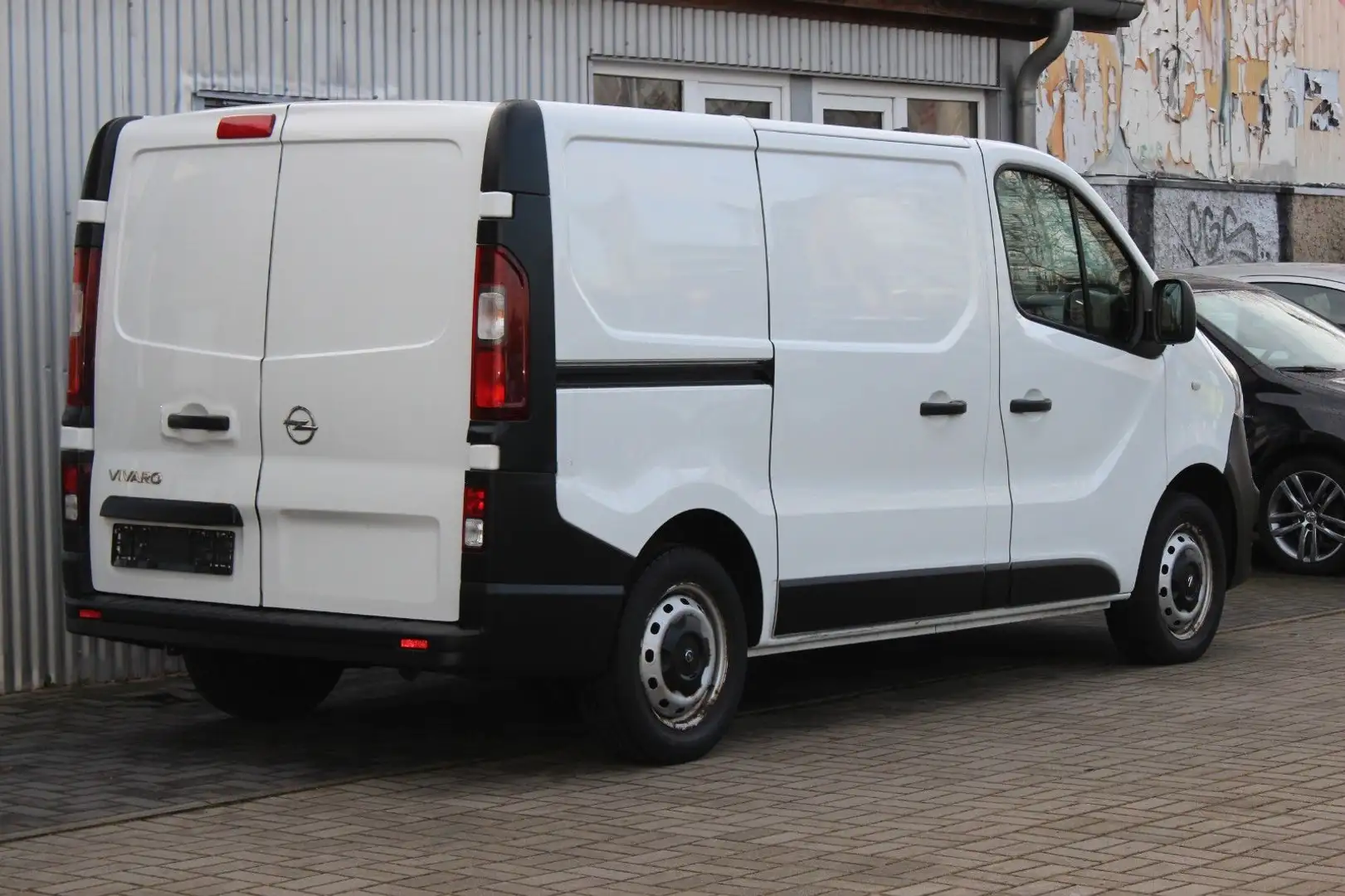 Opel Vivaro B Kasten L1H1  2,7t+Klima+2.Hand+PDC+Temp Weiß - 2