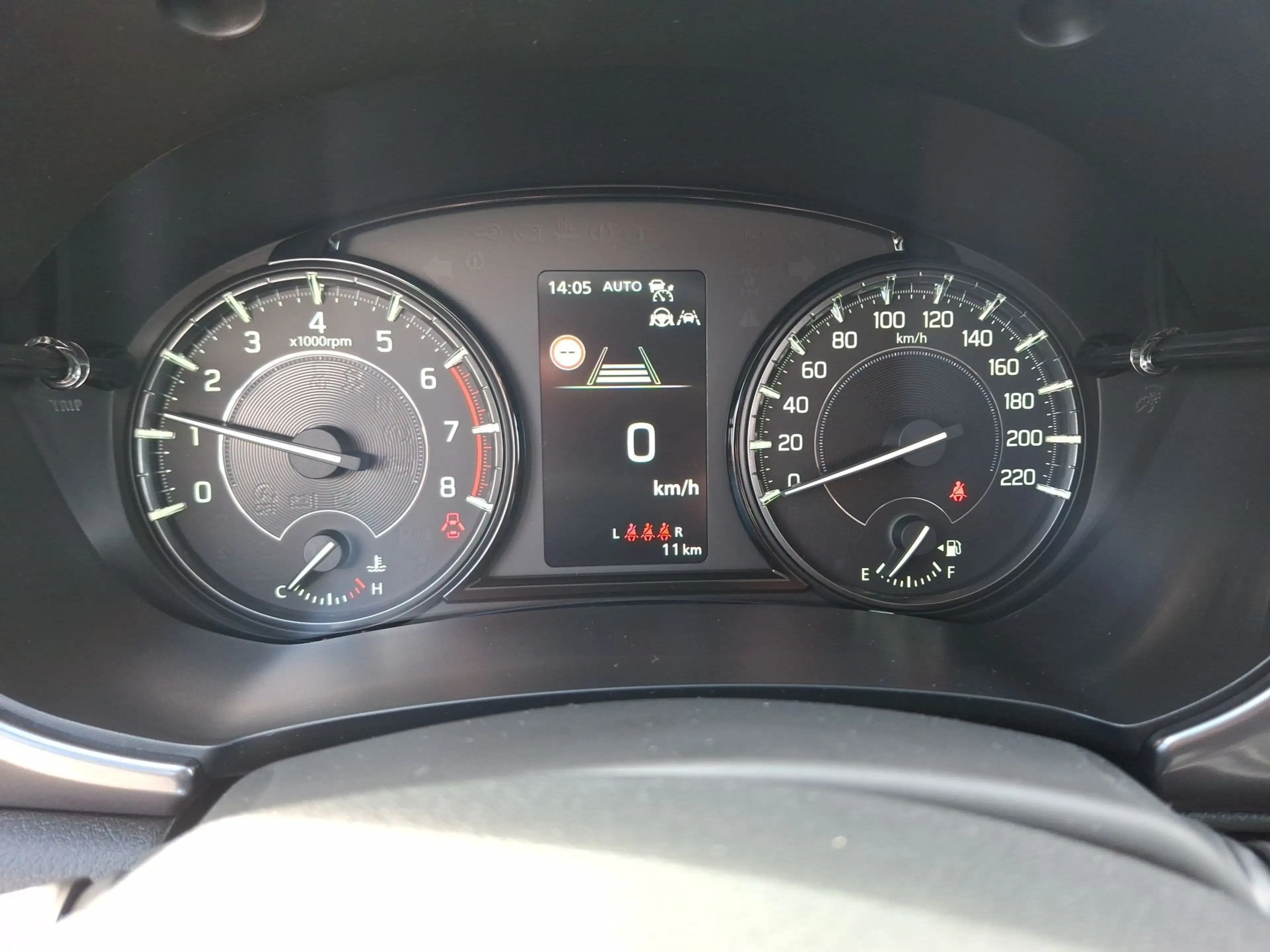 Suzuki Vitara 1.4 GL+ DITC Hybrid ALLGRIP shine — photo 13
