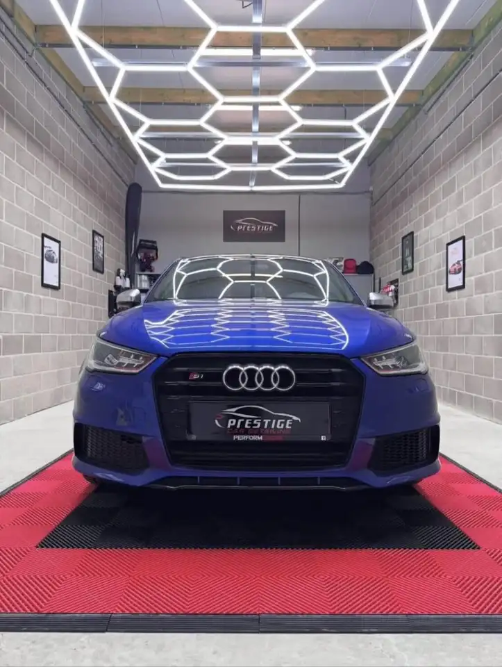 Audi S1