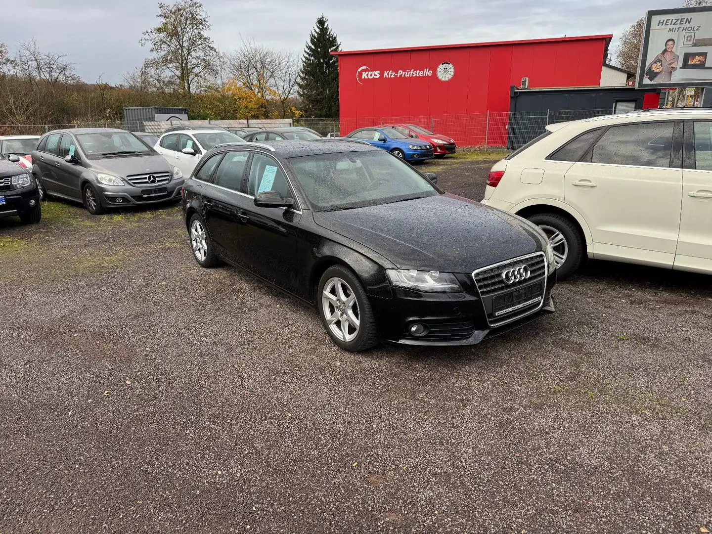 Audi A4 1.8 TFSI Insp/Tüv/Steuerkette Neu Schwarz - 1