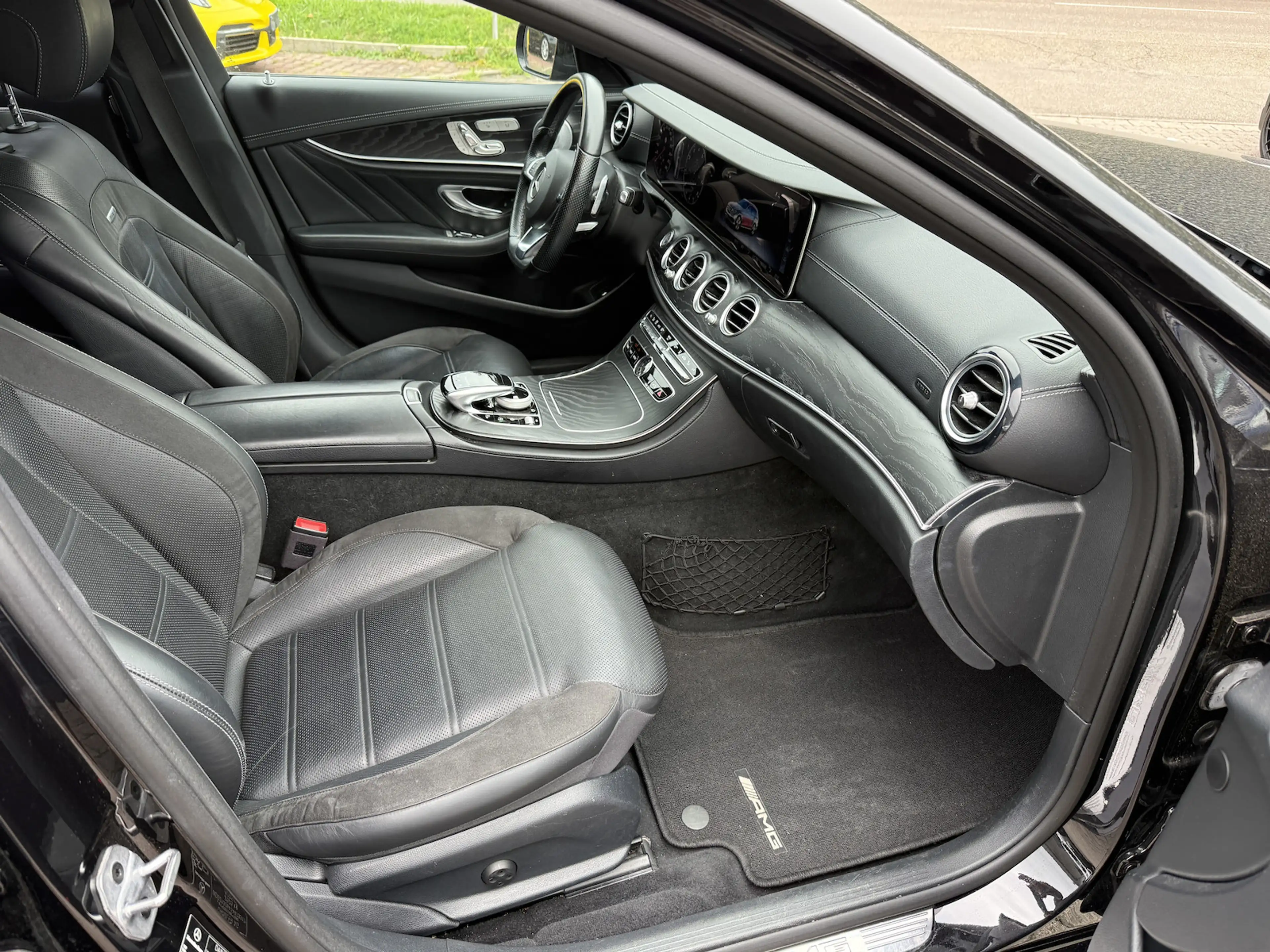 Mercedes-Benz E 43 AMG T 4Matic*Topausstattung,Mwst* — photo 4