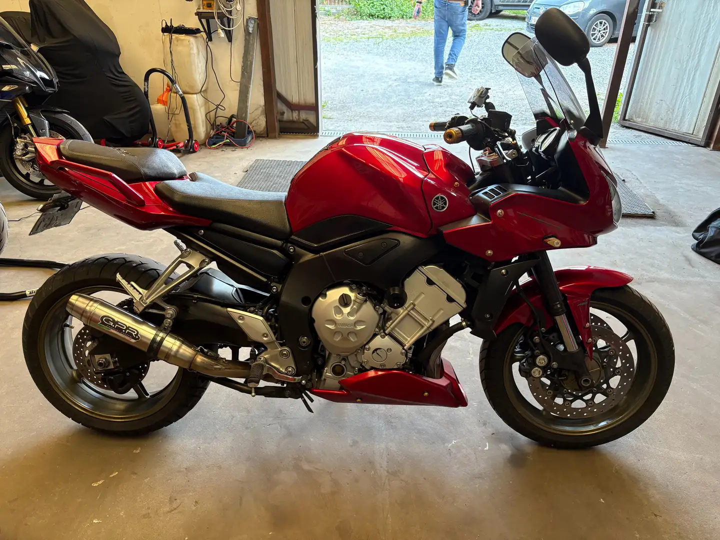Yamaha FZ 1 Rouge - 1